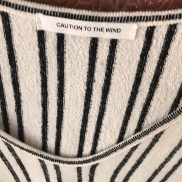 Boxy style tie front tee. - Picture 3 of 6